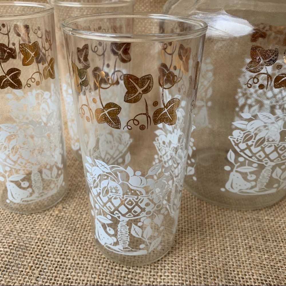 Vintage Glass Pitcher + Glasses White Fruit Basket Gold Leaves Ice Lip Barware - Picture 5 of 5